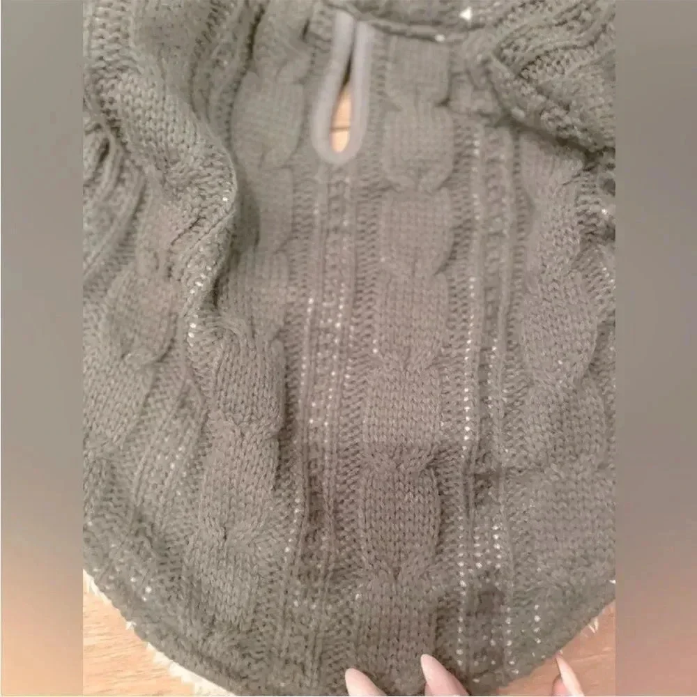 NWOT GREY W WHITE FUR LINED CABLE KNIT SWEATER WITH HOOD FOR DOG SIZE XS